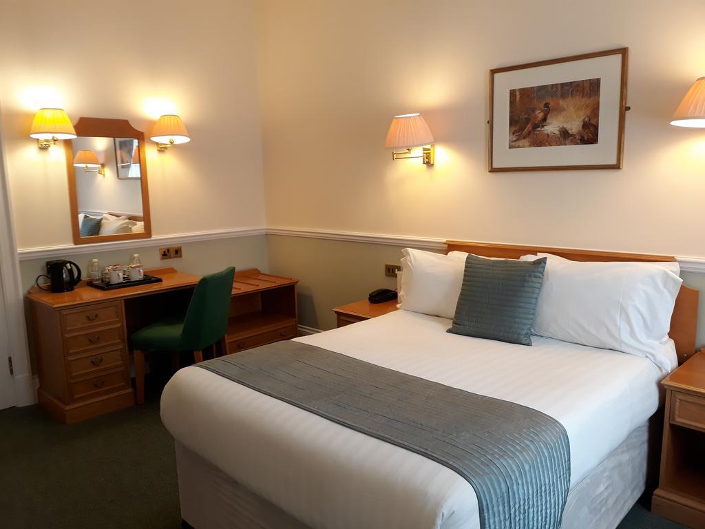 Lynford Hall Hotel Mundford Dış mekan fotoğraf